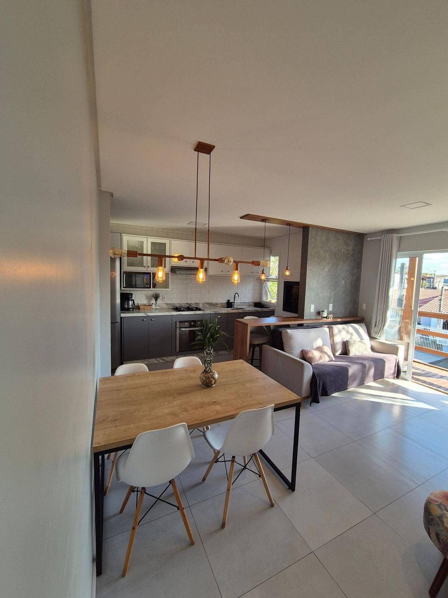Casa No Segundo Andar Na Da Cal Com Ar E Sacada Сasa de vacaciones