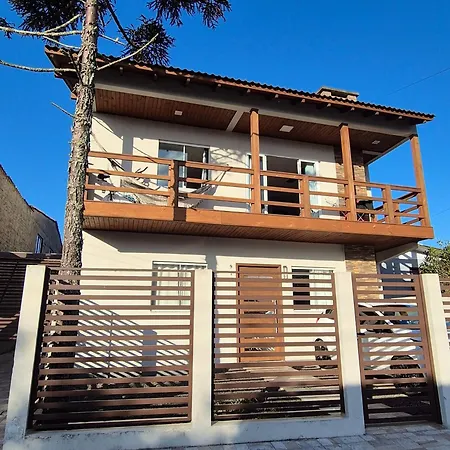Casa No Segundo Andar Na Praia Da Cal Com Ar E Sacada Torres Exterior photo