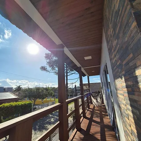 Casa No Segundo Andar Na Praia Da Cal Com Ar E Sacada Torres Exterior photo