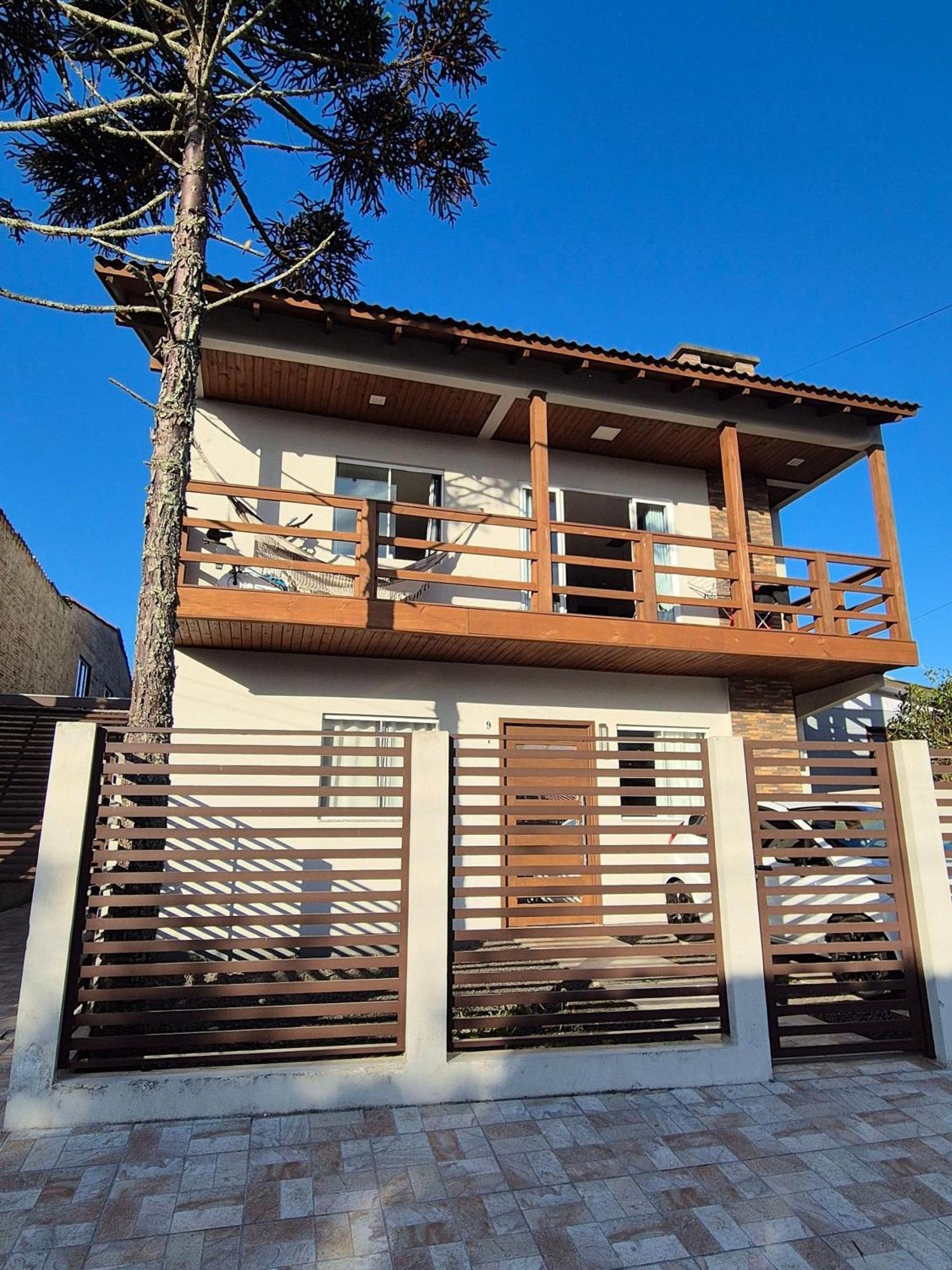Casa No Segundo Andar Na Da Cal Com Ar E Sacada Holiday home